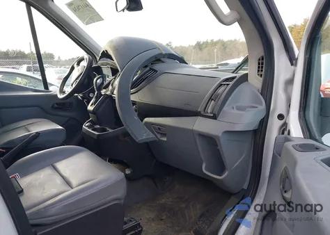 2018 Ford Transit-250 z USA, uszkodzony, nr VIN 1FTYR2CM4JKB53943